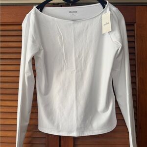 Hollister Women's Classic White Long Sleeve Tee